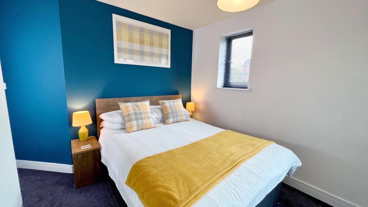 Cross Court, Stafford By Bell Apartments Exterior foto